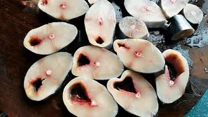 五香熏鮁魚