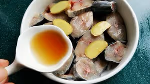 五香熏鮁魚