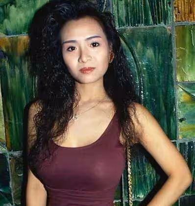 一代明星葉子楣:53歲痛失男友,相戀26年不婚不育,「單身獨居」至今曾經光環已不在:平淡才是幸福