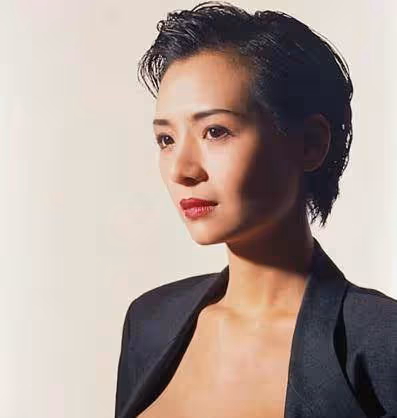 一代明星葉子楣:53歲痛失男友,相戀26年不婚不育,「單身獨居」至今曾經光環已不在:平淡才是幸福