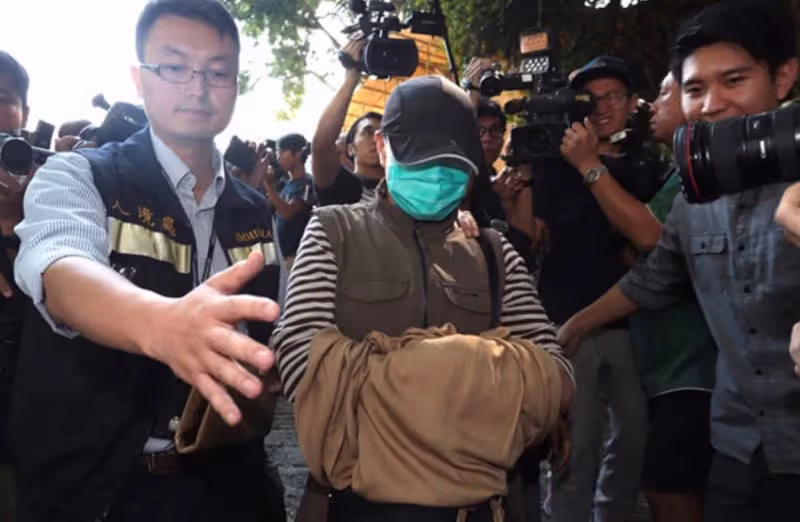 「女住持住1.4億別墅」開豪車,「2嫁和尚」僧袍裡穿黑絲,出家只爲斂財「名牌包包」裝九大衣櫃「修心禮佛全是假」