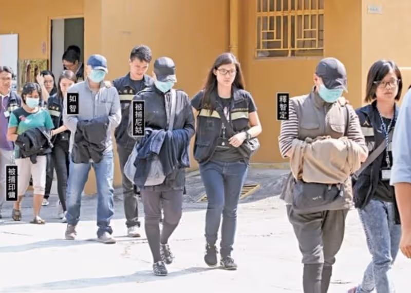 「女住持住1.4億別墅」開豪車,「2嫁和尚」僧袍裡穿黑絲,出家只爲斂財「名牌包包」裝九大衣櫃「修心禮佛全是假」
