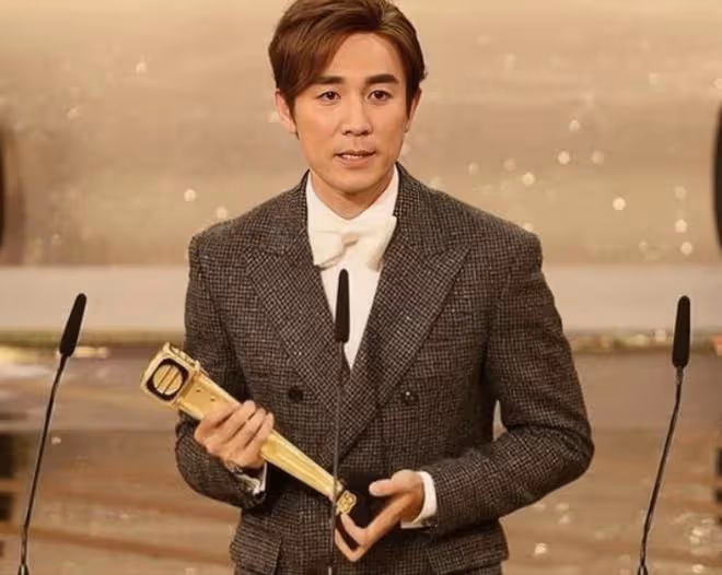 陳偉霆與張家輝合作!多年後再拍港產片難掩興奮,留寸頭男人味足