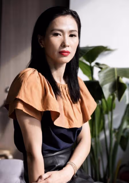 打女轉攻時尚圈！TVB前女星自曝做時尚學徒，52歲定居深圳仍單身