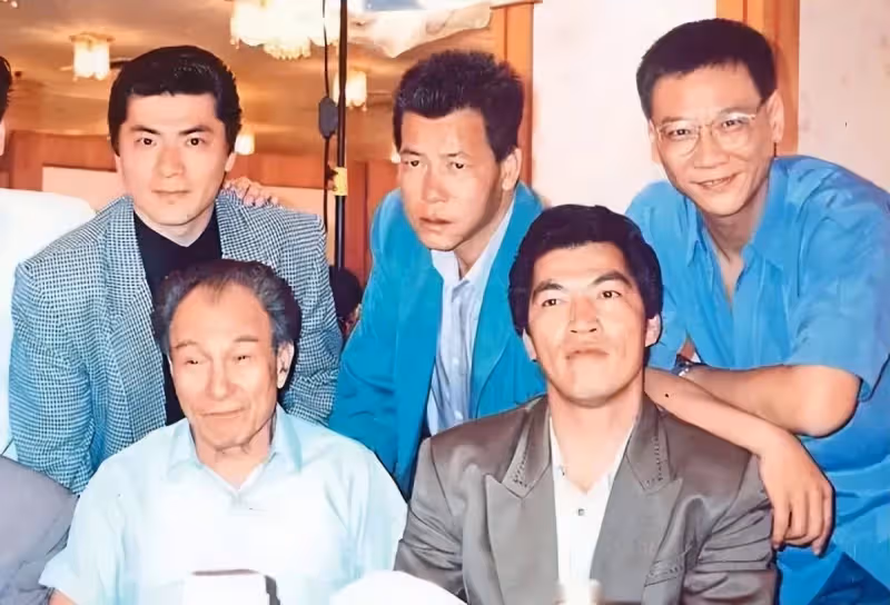 演了一生惡人！男星3天豪賭「輸掉9000萬」　被惡名所累娶不到妻「走後存摺僅剩幾百」無人探望