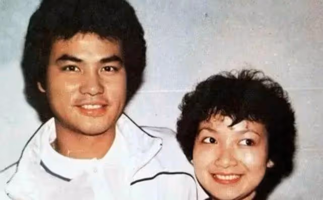 著名演員任達華：因愛選擇不生孩子，50歲看到女兒時老淚縱橫