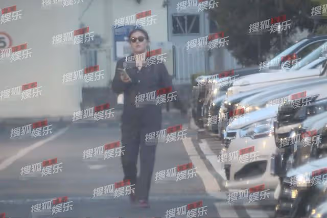 馬思純發福似大媽!陪張哲軒聚會全程無互動,穿透視上衣身寬體胖