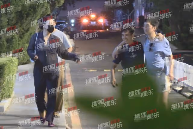馬思純發福似大媽!陪張哲軒聚會全程無互動,穿透視上衣身寬體胖