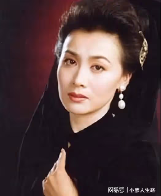 著名演員李媛媛,去世20年後,丈夫誓不再婚,兒子的堅持讓人淚目