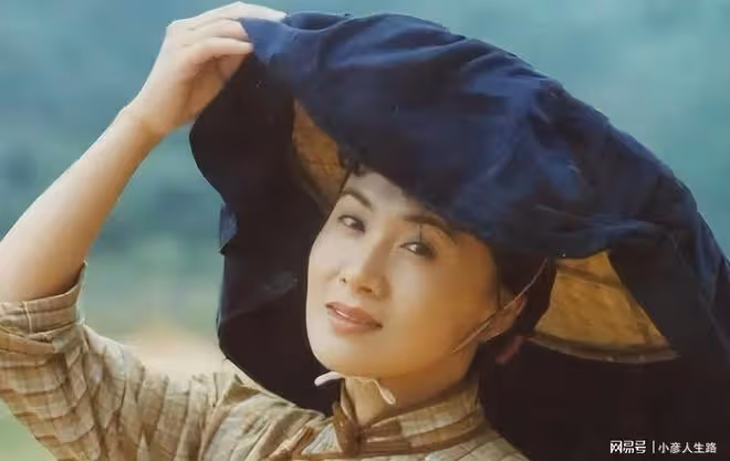 著名演員李媛媛,去世20年後,丈夫誓不再婚,兒子的堅持讓人淚目