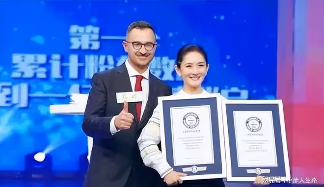 謝娜最大的悲哀,是錯把平台當本事