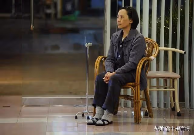 63歲阿姨:去女兒家養老,女婿直接拒絕,拿出十萬塊錢讓我為難了