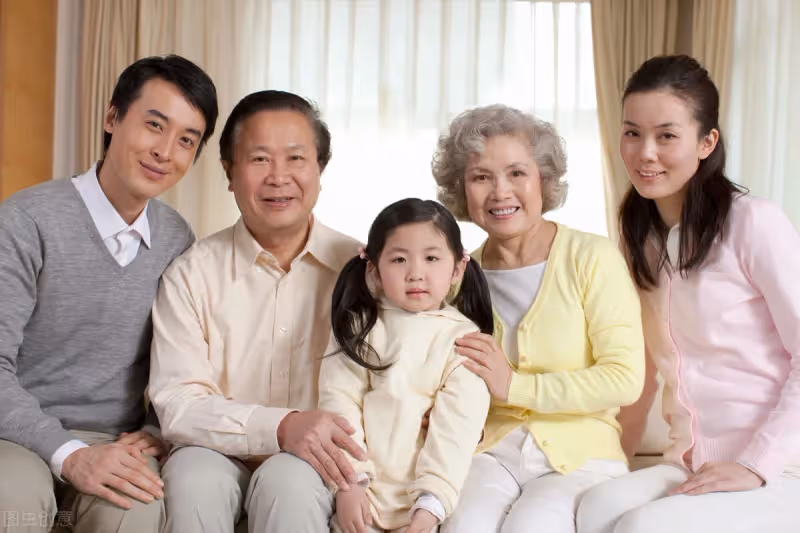 準備訂婚,准婆婆把孫子送來:把孩子照顧好,這個暑假你好好表現