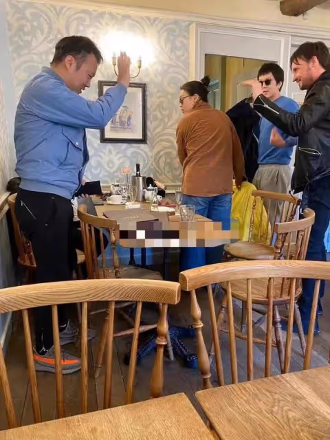 馬思純張哲軒已經回國 身材略瘦但仍發福