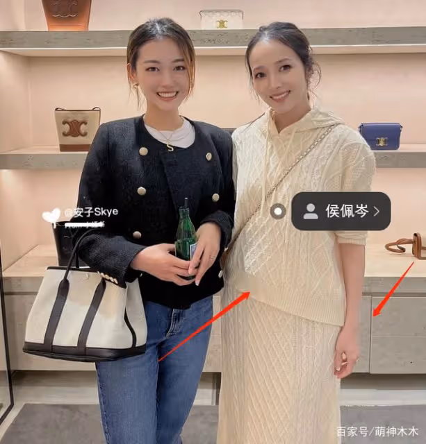 侯佩岑近照腰腹粗壯疑懷三胎 狀態不如素人
