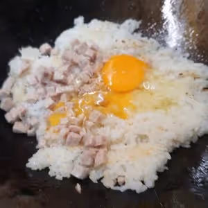 「顆粒分明·新手炒飯」