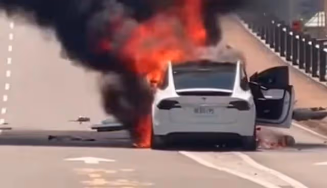 林志穎突發車禍!車身瞬間起火燃燒,被拉出時滿臉鮮血無法說話