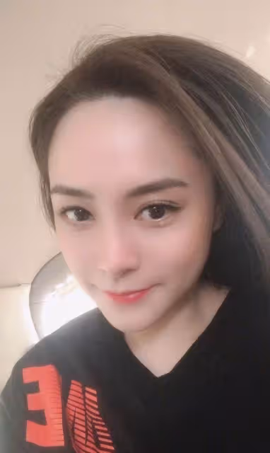 阿嬌真的不會老?連曬18張「近距離自拍」,卻在臉上找不到一絲破綻:宛如18歲少女