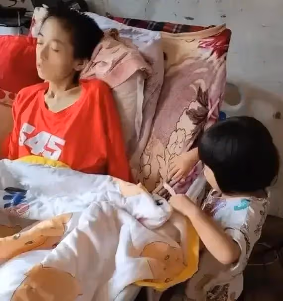 網紅小敏患癌身上長蛆引發熱議,丈夫被罵無情,村民說網傳不實