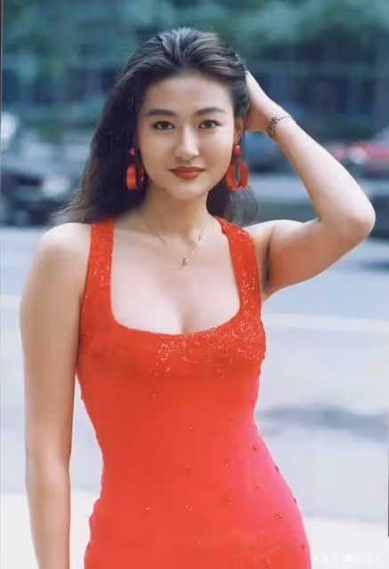 淒涼人生,女星被母親當成搖錢樹,拋下滿月兒子,從24摟一躍而下,年僅29歲