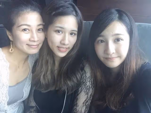 55歲方文琳「嫁入佛門」落淚:這是我定下來的心家 她走出陰霾「終於放下所有委屈」