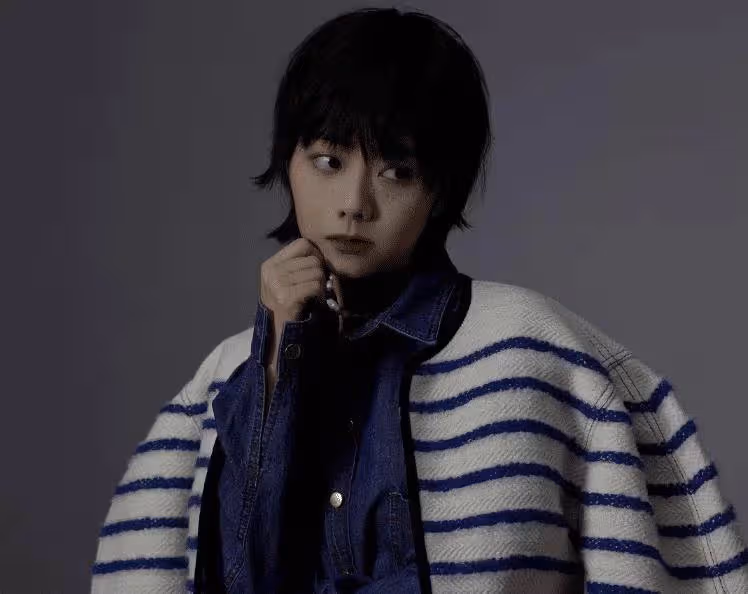 譚松韻嘗試短髮造型,本以為會不合適,看到照片美出圈_觀眾_長發_可塑性