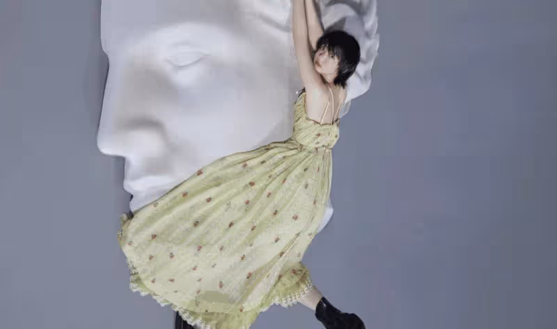 譚松韻嘗試短髮造型,本以為會不合適,看到照片美出圈_觀眾_長發_可塑性