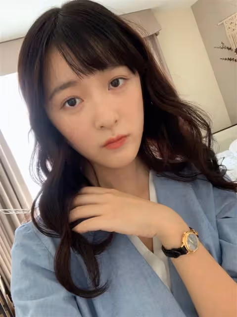 女孩蛻變成女神!徐嬌當年「反串出演小男孩」竄紅 如今23歲「熱舞曬小蠻腰」網友都戀愛了