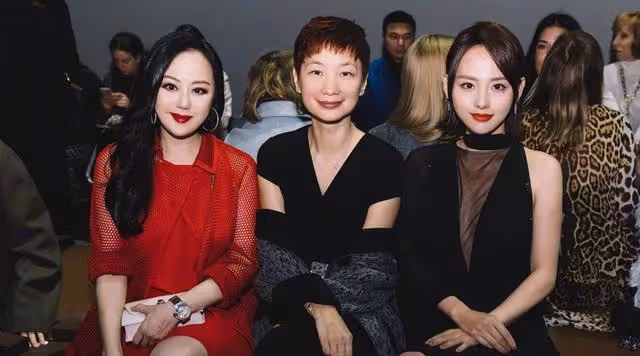 被指敗家女!30歲章小蕙「讓2個億萬富翁破產」 曾認自己是花瓶「沉寂11年再露面」反讓大家刮目相看
