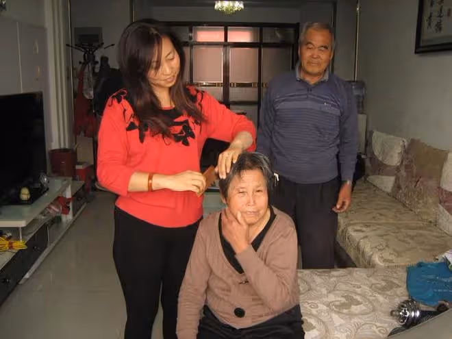 那個3天就病一次的婆婆，在兒媳離婚後，被送進了養老院