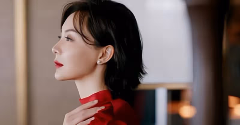 懷孕後，我倒追等我7年的老實備胎，婚禮被撕掉婚紗：新娘不是我