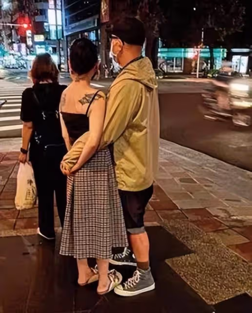 大S媽媽否認女兒懷孕,大方回應汪小菲戀情