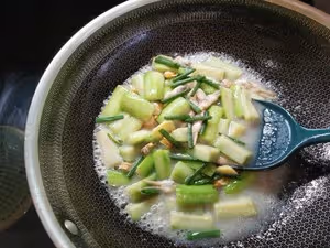 鮮美無比的絲瓜炒雙鮮