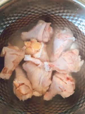 百吃不厭的可樂雞翅根