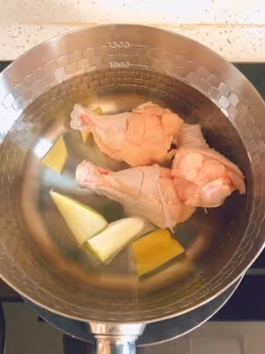 百吃不厭的可樂雞翅根