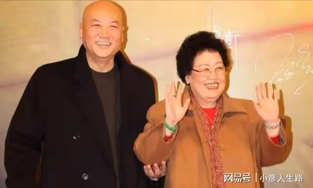 遲重瑞:娶大11歲女富豪,妻子與前夫有3個孩子,婚後疑卑微?
