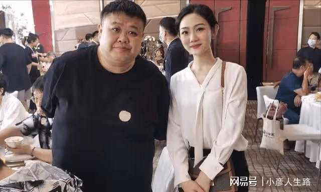 與賈玲上過兩次春晚!張泰維大婚現場眾星雲集,德雲社員工也現身