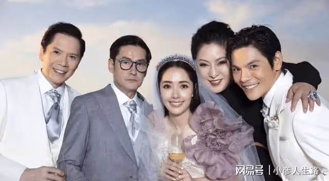 24小時之內7個瓜:男星被爆婚內出軌,被官方約談,狗仔回擊向太