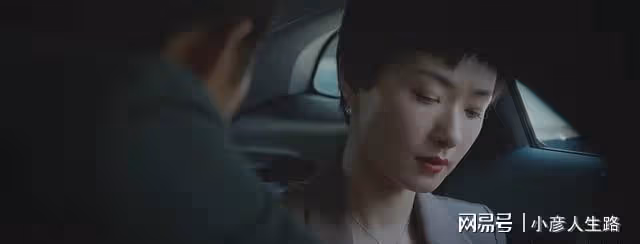 《庭外》六大美女，短髮萬茜氣場強大，焦俊艷長發有點不習慣