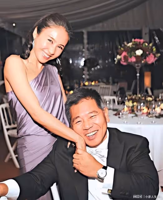 演員黎姿,事業正好時嫁富豪馬廷強,婚後生三娃,生活幸福甜蜜