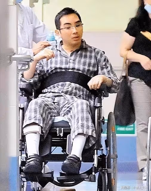 演員黎姿,事業正好時嫁富豪馬廷強,婚後生三娃,生活幸福甜蜜