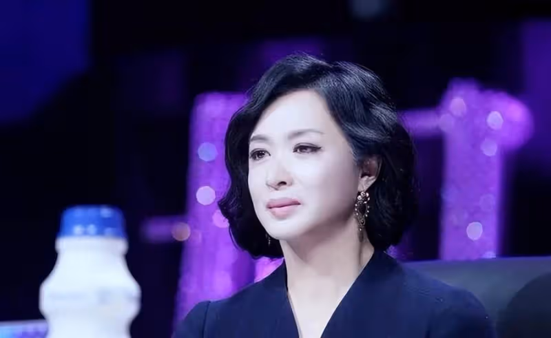 朱丹問金星:你是男人還是女人?她平淡說出四字,讓人贊高情商