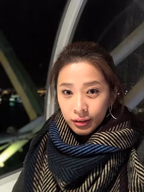姐代父職，李燕18歲獨扛家計「湊錢繳弟弟營養餐費620元」全是零錢，逢父親節「弟弟必傳簡訊」淚謝姐姐拉拔他長大