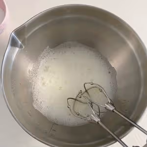 椰香斑斕芒果蛋糕卷