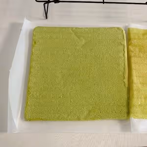 椰香斑斕芒果蛋糕卷