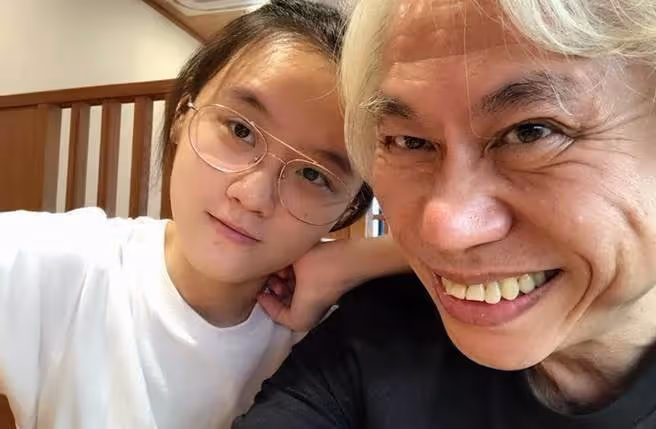 「爺孫戀」李坤城林靖恩宣布暫緩結婚生子，坦言同居九年感情甜蜜，網友：還能等來結局嗎？