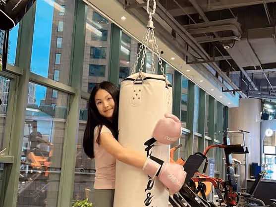 李湘曬女兒近照 暴瘦20斤顏值大變 名媛范十足