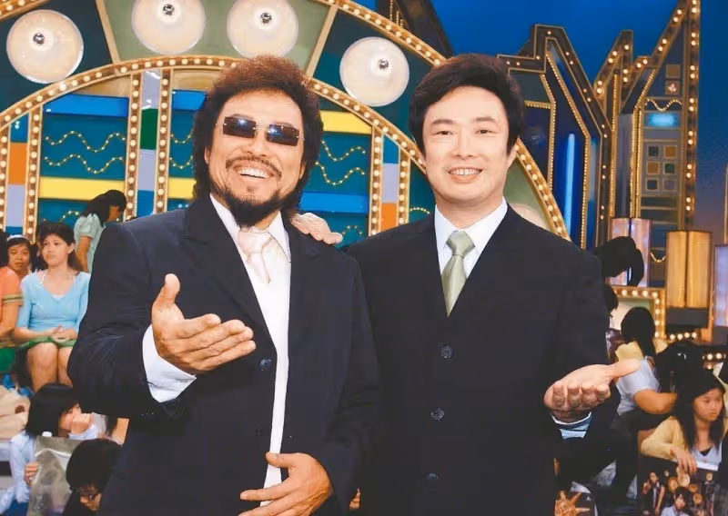 癡情40年!費玉清傳「忘不了日本未婚妻」至今未娶 友人曝「每年9月他都會消失」:難怪不娶江蕙