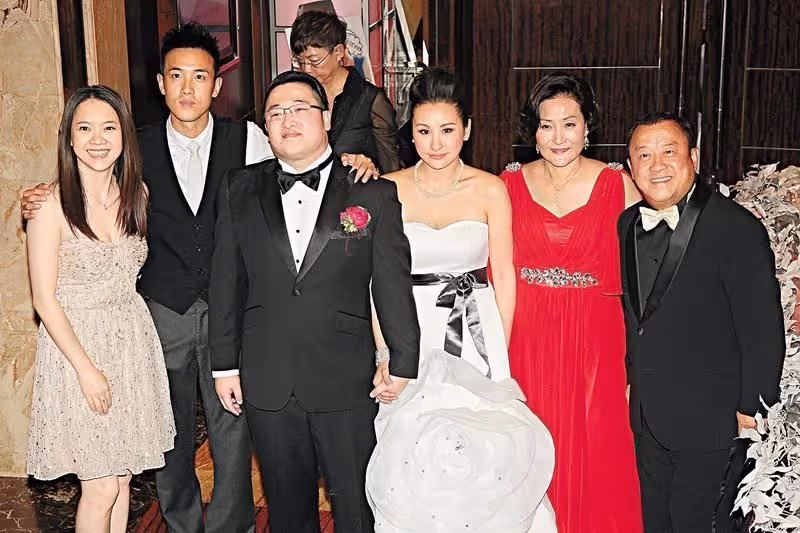 曾志偉兒離婚!拜金前妻喊「公公打噴嚏就幾百萬」:不然誰想嫁 曾鬆口「老公外表出事」疑遭逐出家門