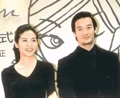 一代玉女掌門人!她曾為吳奇隆拒絕金城武 分手7年與男友復合「不顧43歲高齡生雙胞胎」